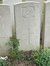 Bethune Town Cemetery - Smith, J