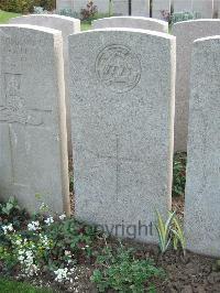 Bethune Town Cemetery - Smith, J