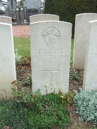Bethune Town Cemetery - Southern, Robert