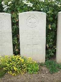 Bethune Town Cemetery - Speak, Albert Edward Francis