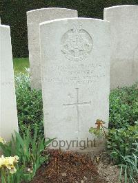 Bethune Town Cemetery - Spooner, Charles