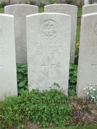 Bethune Town Cemetery - Squire, Felix James Corsellis