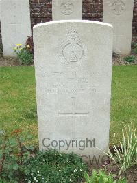 Bethune Town Cemetery - Stacey, W