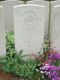 Bethune Town Cemetery - Standen, Sidney Herbert
