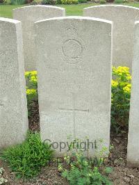 Bethune Town Cemetery - Stanford, E J