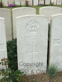 Bethune Town Cemetery - Stevens, F J