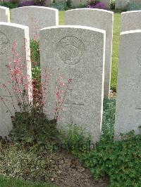 Bethune Town Cemetery - Storie, J