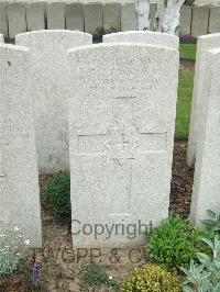 Bethune Town Cemetery - Stormont, R