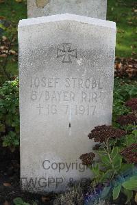 Bethune Town Cemetery - Strobl, Josef