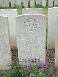 Bethune Town Cemetery - Sutcliffe, Thomas Horace