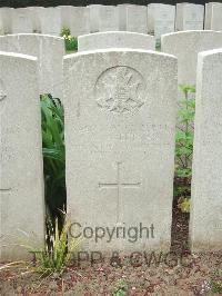 Bethune Town Cemetery - Sweetman, Ernest Arthur