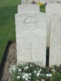 Bethune Town Cemetery - Tapp, G