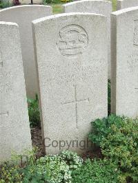 Bethune Town Cemetery - Taylor, Archibald John