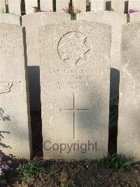 Bethune Town Cemetery - Taylor, Daniel