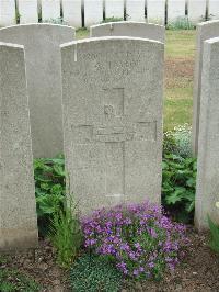 Bethune Town Cemetery - Taylor, F A