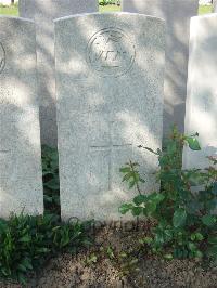 Bethune Town Cemetery - Terry, G F F