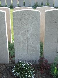 Bethune Town Cemetery - Thompson, G