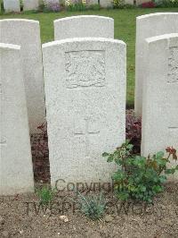 Bethune Town Cemetery - Thorneycroft, David