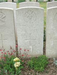 Bethune Town Cemetery - Tighe, J