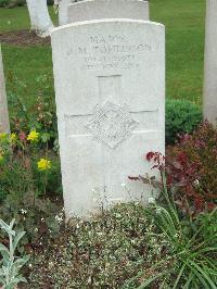 Bethune Town Cemetery - Tomlinson, David Mitchell
