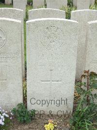 Bethune Town Cemetery - Trewby, Arthur