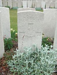 Bethune Town Cemetery - Tuplin, W P