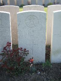 Bethune Town Cemetery - Vaughan, Reginald Walter Orwood