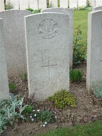 Bethune Town Cemetery - Vivian, Frederick Charles