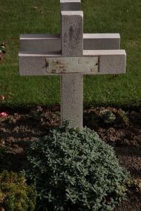 Bethune Town Cemetery - Vuillermon, Maxime
