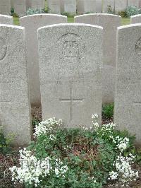 Bethune Town Cemetery - Wade, P J