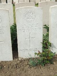 Bethune Town Cemetery - Wagstaff, H