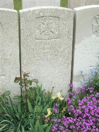 Bethune Town Cemetery - Waite, William Robert