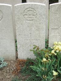 Bethune Town Cemetery - Walker, G