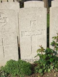 Bethune Town Cemetery - Walsh, Harry