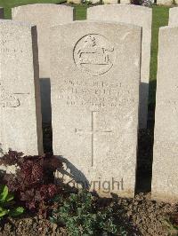 Bethune Town Cemetery - Warburton, W H