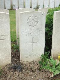 Bethune Town Cemetery - Wasley, William George
