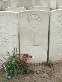Bethune Town Cemetery - Waterman, W J E