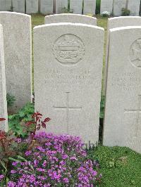 Bethune Town Cemetery - Watkins, D E G