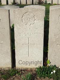 Bethune Town Cemetery - Waugh, W