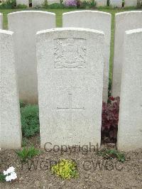 Bethune Town Cemetery - Waywell, Arthur