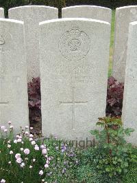 Bethune Town Cemetery - Weidon, J