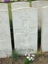 Bethune Town Cemetery - Weir, Albert