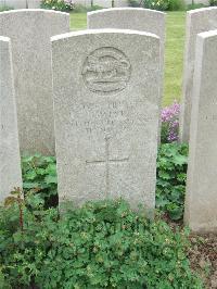 Bethune Town Cemetery - West, J