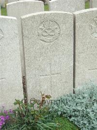 Bethune Town Cemetery - Westwood, F