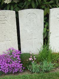 Bethune Town Cemetery - White, Samuel