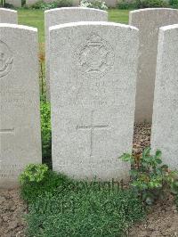 Bethune Town Cemetery - Williams, Arthur James