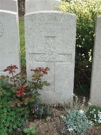 Bethune Town Cemetery - Williams, G H