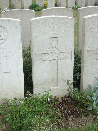 Bethune Town Cemetery - Willmott, William John