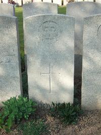 Bethune Town Cemetery - Wilton, C