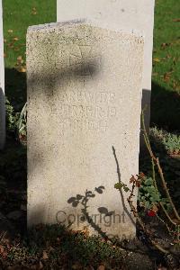 Bethune Town Cemetery - Witte, Karl